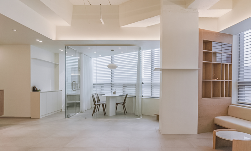 더 코나 메디스페이스 베이직